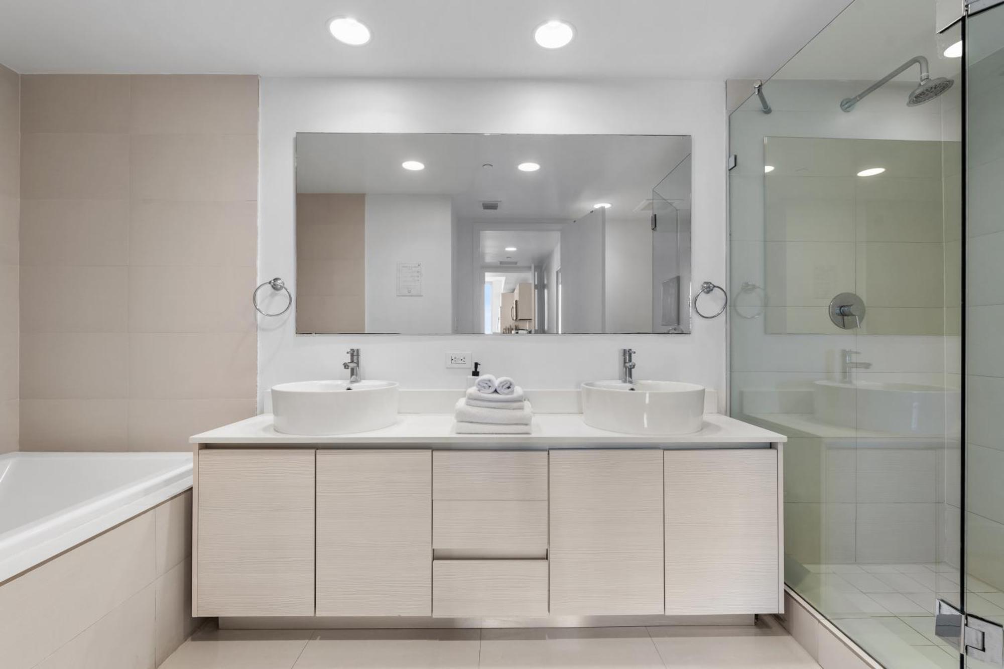 Beachwalk Resort - Vip Tower - Oceanview Unit 3 Bedroom & 3 Bathroom Plaja Hallandale Exterior foto